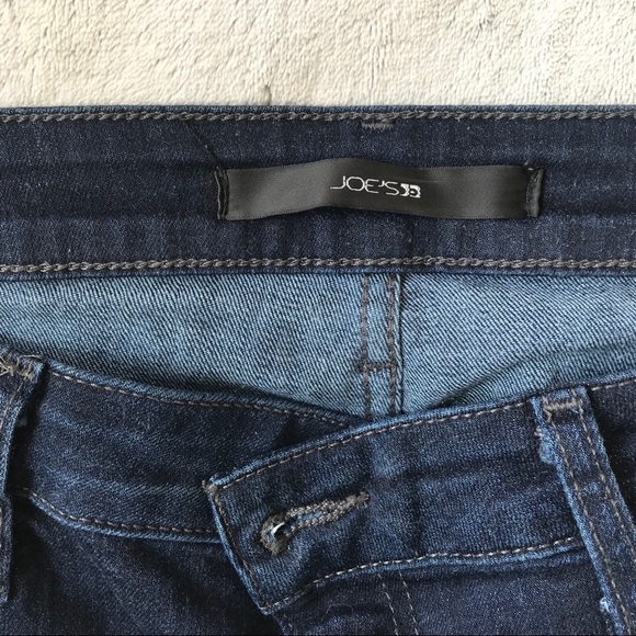 Joes Jeans - The Skinny Dark Wash - Size 31 - Picture 4 of 6